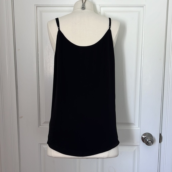 Aritzia Babaton Camisole. Size medium - Picture 2 of 8